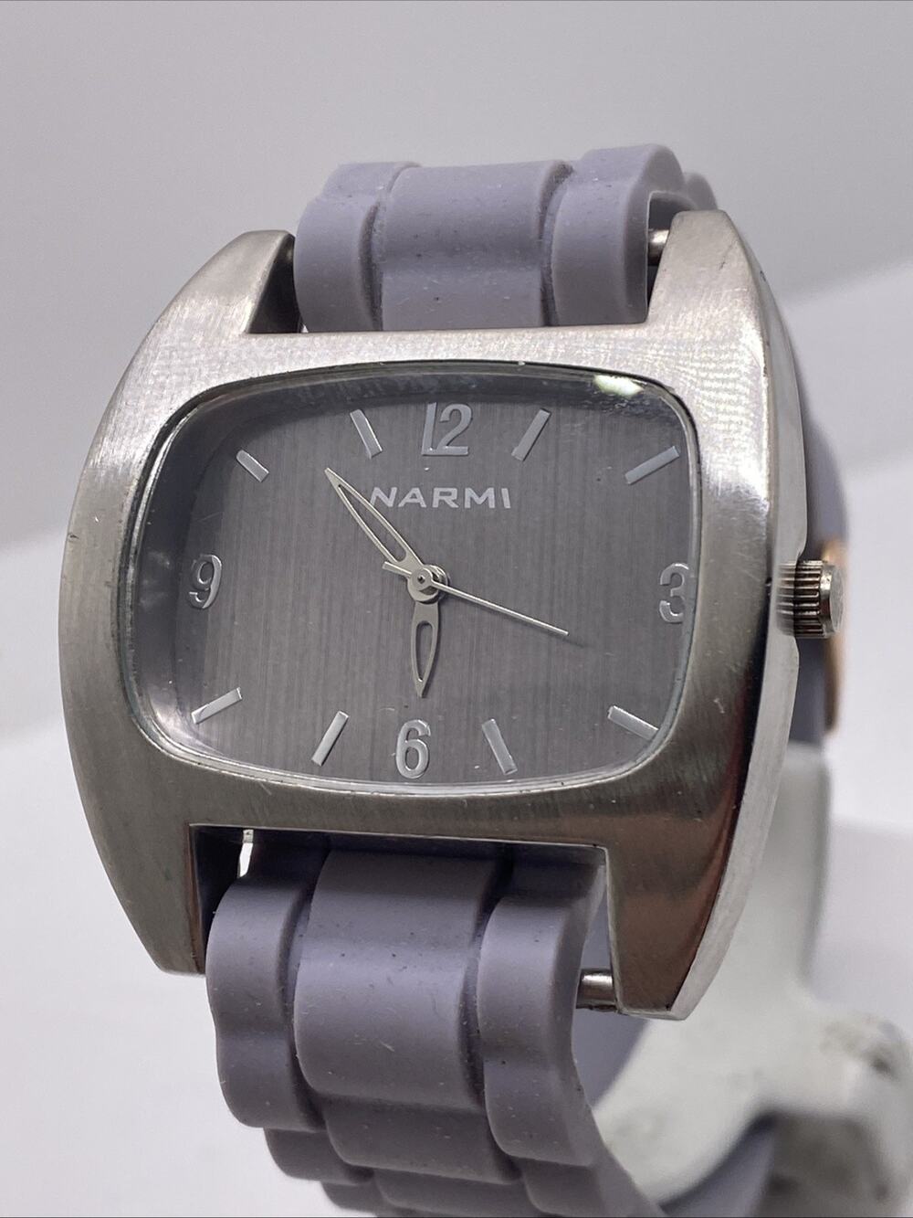 Narmi Womens Silver Tone Watch New Battery